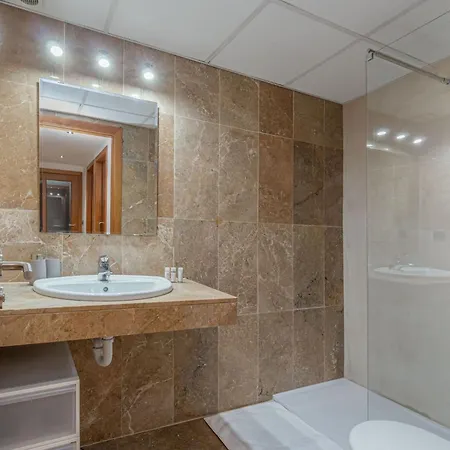 Milenial Marinapark - A Pie De Playa Con Piscina Y Parking *