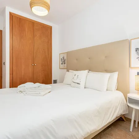 Milenial Marinapark - A Pie De Playa Con Piscina Y Parking Roses