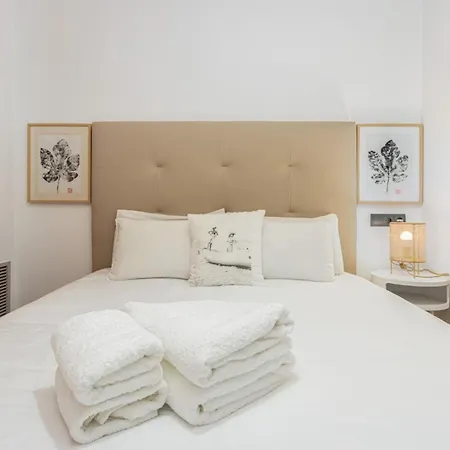 Apartment Milenial Marinapark - A Pie De Playa Con Piscina Y Parking