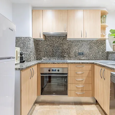 Apartment Milenial Marinapark - A Pie De Playa Con Piscina Y Parking *